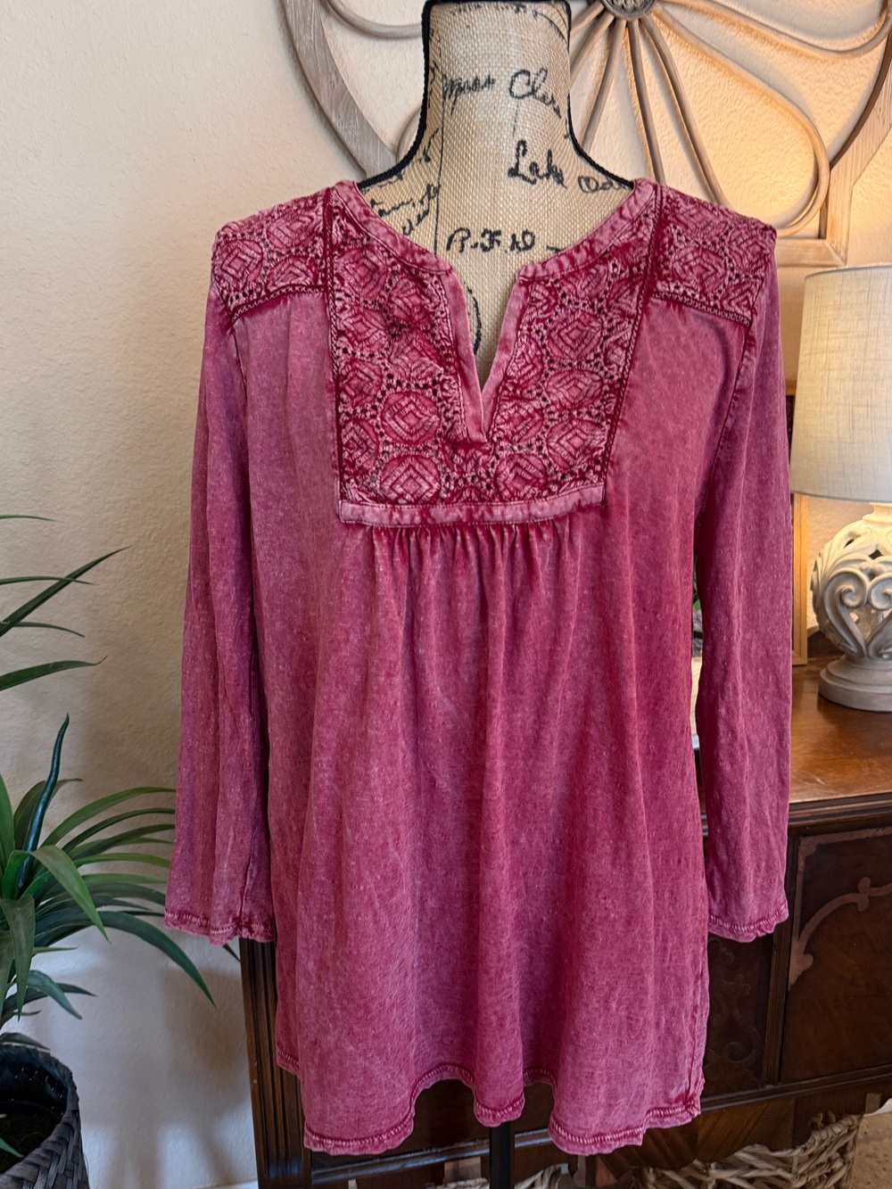Lucky Brand Women's Boho Embroidered Split-Neck Top - Red